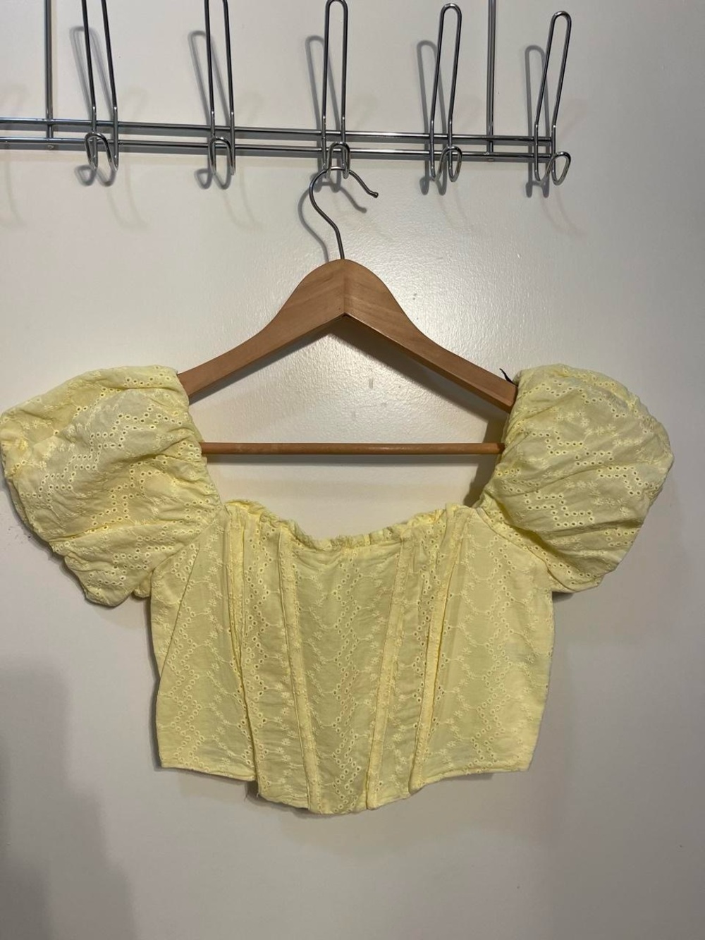 Yellow Puff-Sleeve Eyelet Crop Top - Unbranded